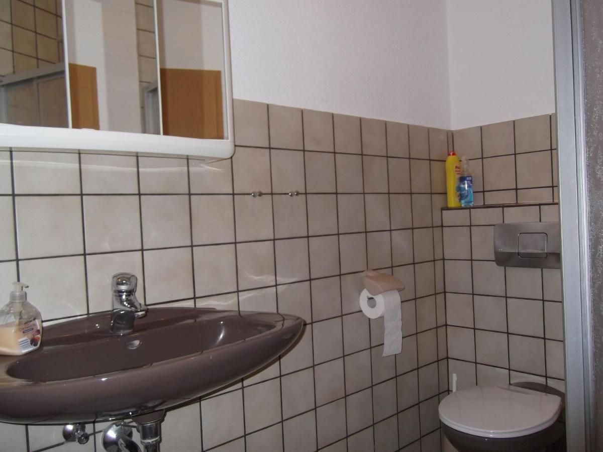 Ferienhaus und Ferienwohnung Knappstein Möhnesee Exterior foto