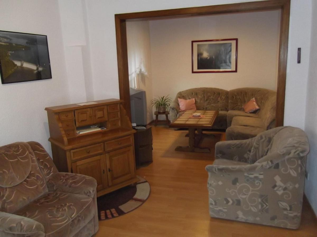 Ferienhaus und Ferienwohnung Knappstein Möhnesee Exterior foto